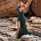 Serelina | Elegancka Asymetryczna Suknia Wieczorowa z Rozcięciem