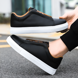 Patryk | Białe męskie sneakersy skórzane o minimalistycznym wykończeniu