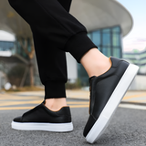 Patryk | Białe męskie sneakersy skórzane o minimalistycznym wykończeniu
