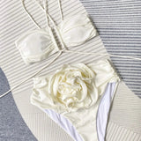 Florivelle | Bikini z halterem i kwiatowym detalem